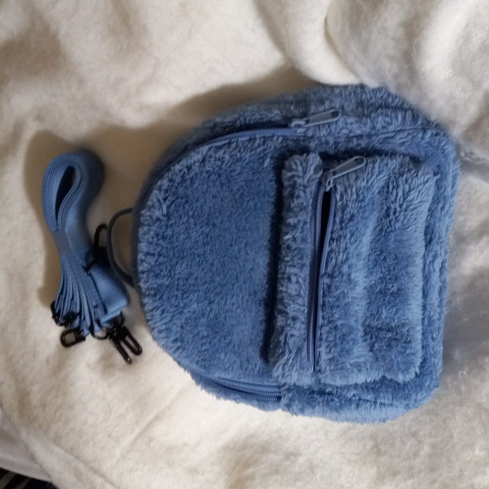 New Kids Blue Sherpa Fleece Backpack Lined Zip